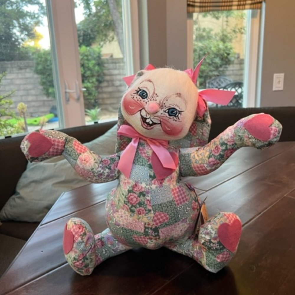 Annalee 1999 Patchwork Bunny Rabbit 18" Mobiltee Girl Doll with Tags New
